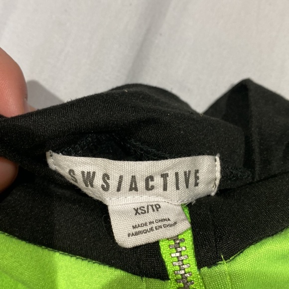 SWS/Active cropped long sleeve - Picture 2 of 3